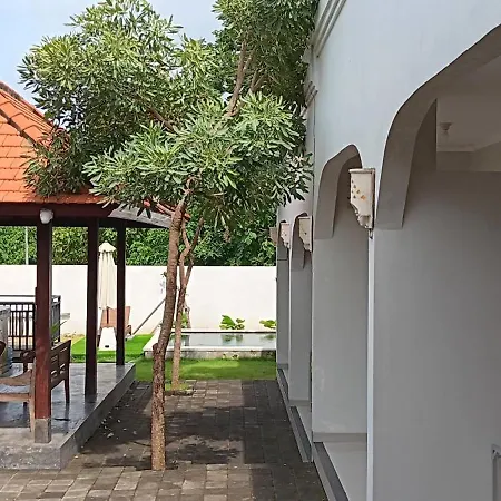Simple Homestay Balangan